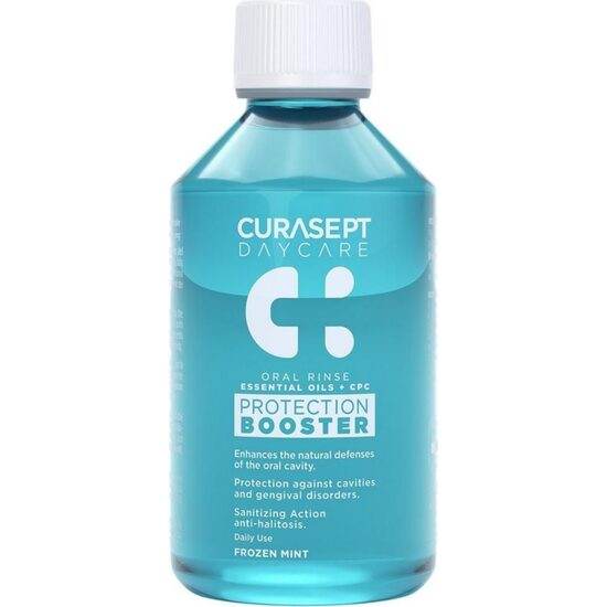 Igapäevaseks kasutamiseks mõeldud suuvesi Curasept Daycare Protection, 500 ml.